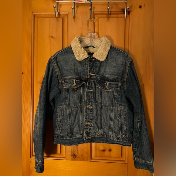 Hello, my name is Keresha! - Picture 3 of 16